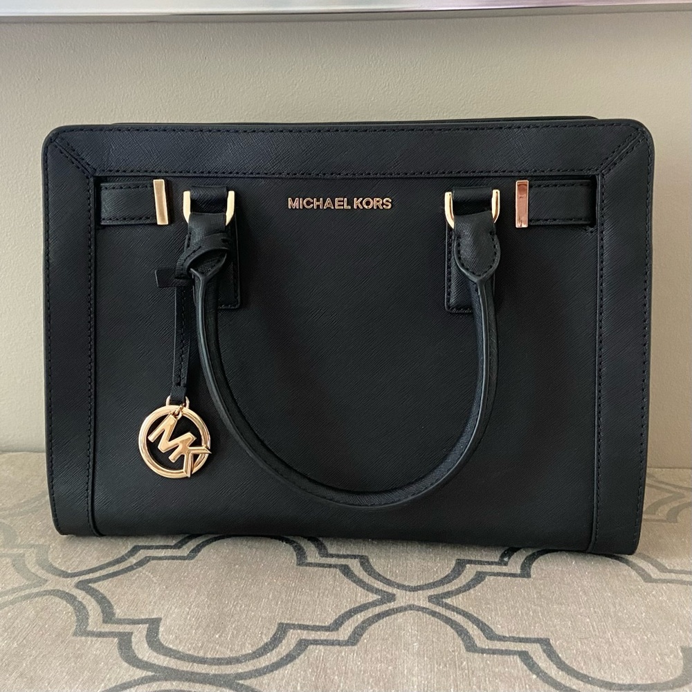 Michael Kors Dillon Saffiano Black Leather Handbag